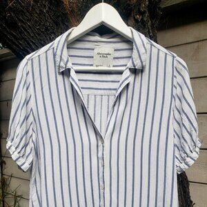 Abercrombie & Fitch Soft Striped Shirt with Puffed Sleeves